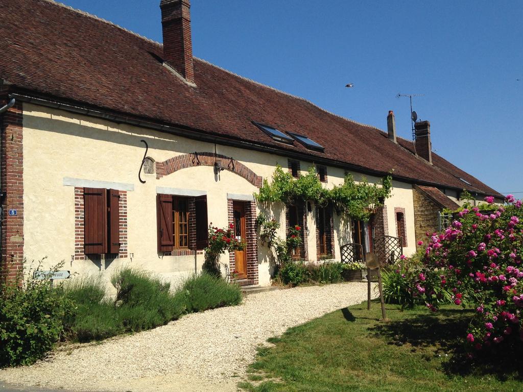 Hotel La Chartreuse Poilly-sur-Tholon Exteriér fotografie